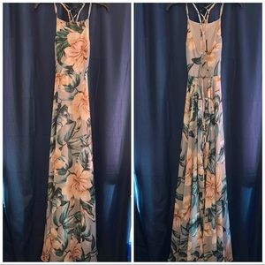 Lulu's Dresses - Love Abloom Grey Floral Print Lace Up Maxi Dress Lulu's Dresses - Love Abloom Grey Floral Print Lace Up Maxi Dress